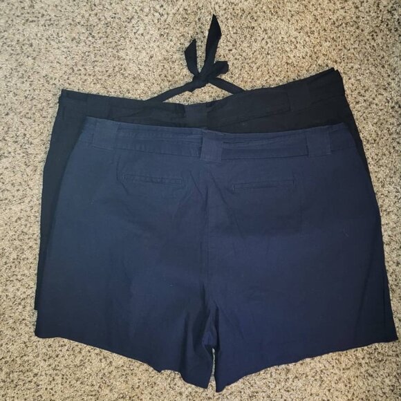 Croft and Barrow Stretch Shorts - Two Pairs - Black and Navy - New Without Tags - Picture 2 of 8